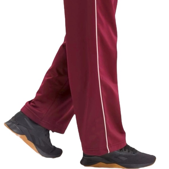 🆕 Reebok Identity Back Vector Tricot Track Pants - Maroon - 1X/16W - NWT - Picture 4 of 8